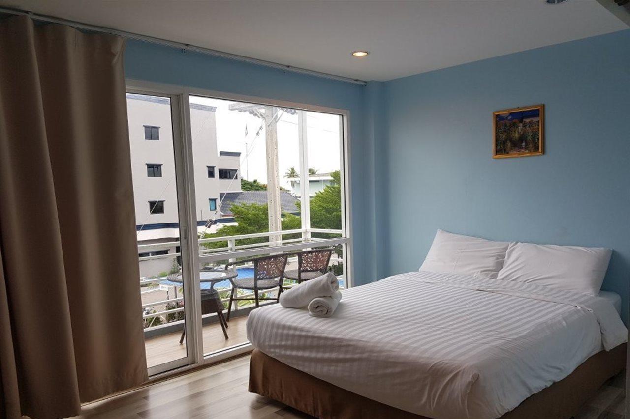 Hotel Nantra HHQ Extérieur photo