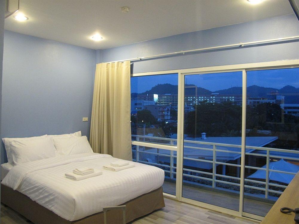 Hotel Nantra HHQ Extérieur photo